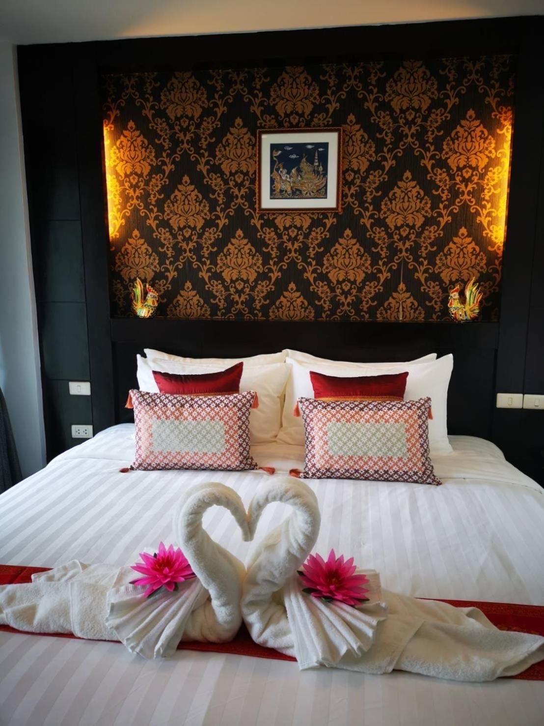 Elephant Room Patong Dış mekan fotoğraf