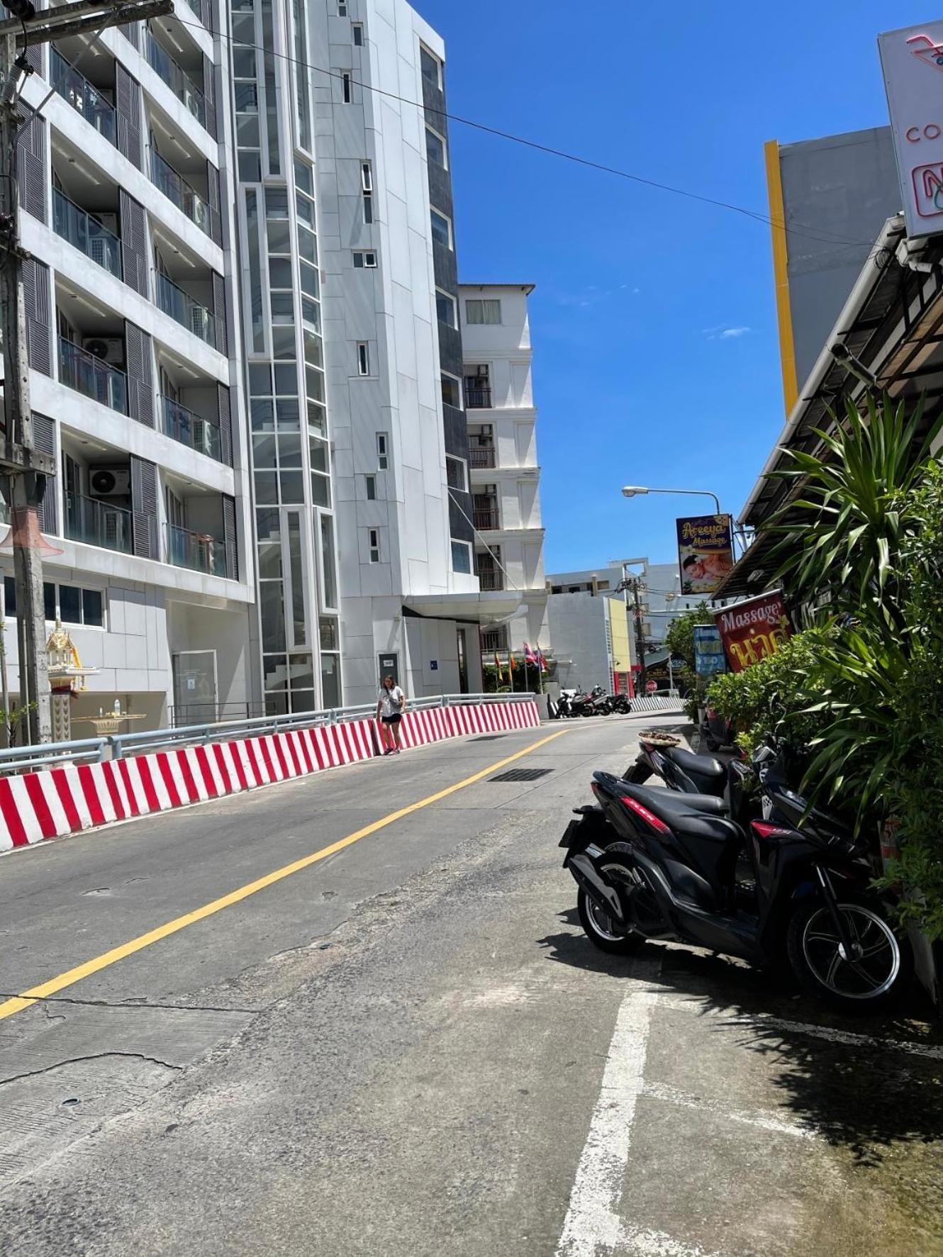 Elephant Room Patong Dış mekan fotoğraf